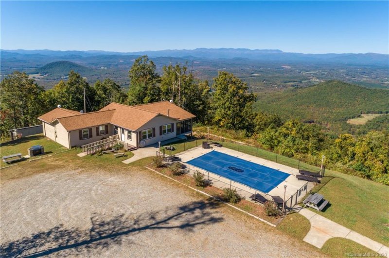 6792 Silver Creek Lane