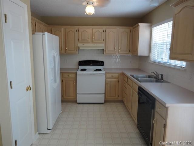 Property image 4 at 12002 Cartgate Lane, Charlotte, NC 28273