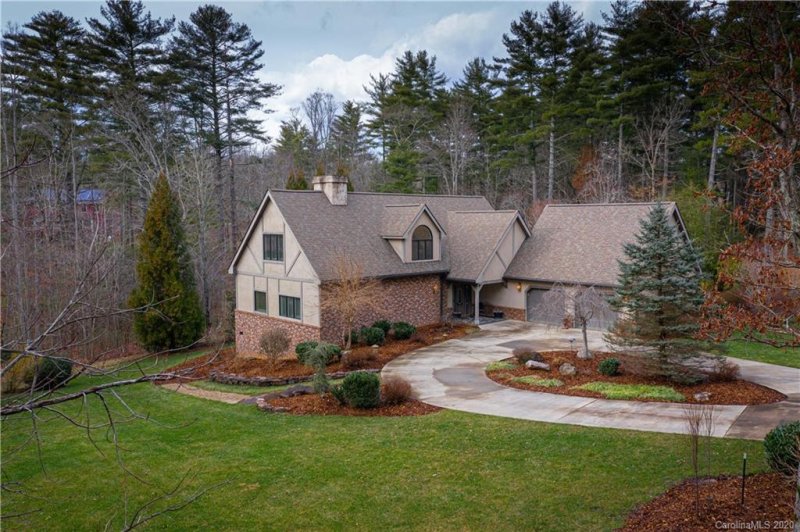 Property image 4 at 32 Ravenwood Drive, Fletcher, NC 28732