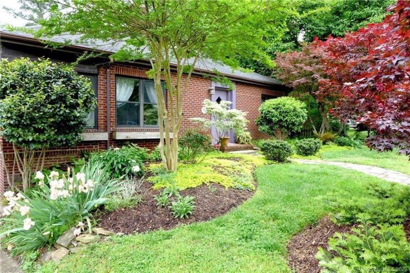 Property image 2 at 154 Eastover Drive, Concord, NC 28025