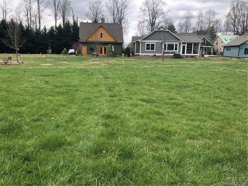 Property image 3 at 43 Verde Drive, Asheville, NC 28806