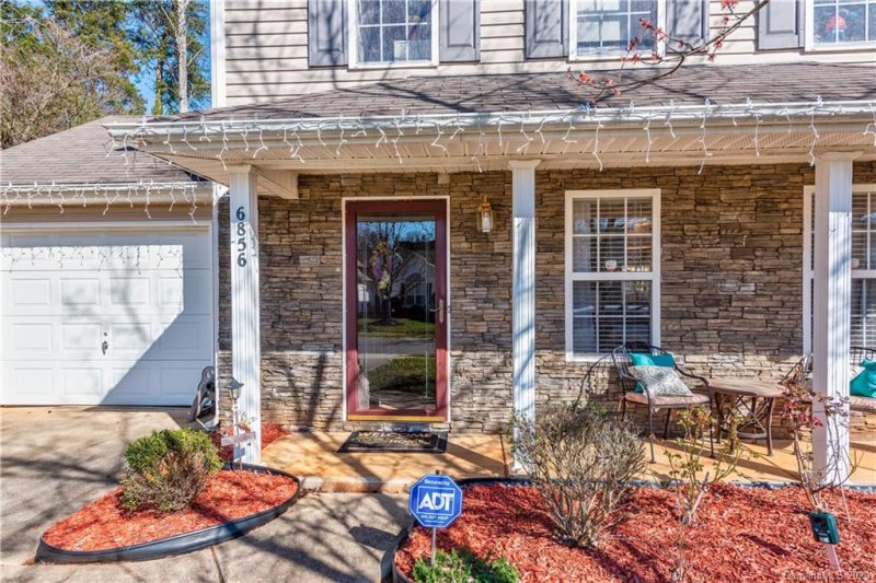 Property image 2 at 6856 Parkers Crossing Drive, Charlotte, NC 28215