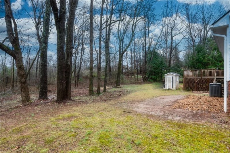 Property image 4 at 1446 32nd Street Court, Conover, NC 28613