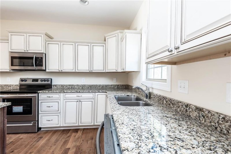 Property image 2 at 22 Par Drive, Granite Falls, NC 28630