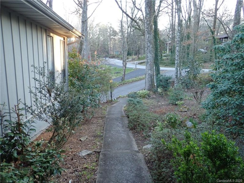 Property image 5 at 3020 Chestnut Tree Road, Hendersonville, NC 28792