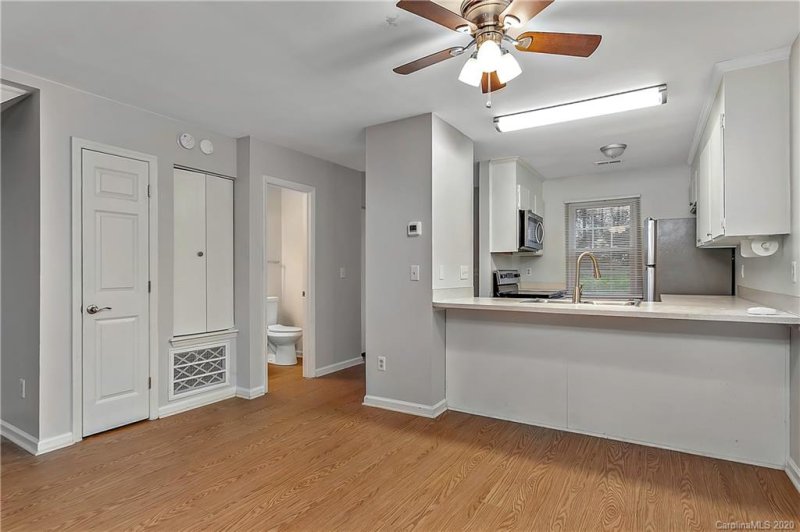 Property image 3 at 3908 Briarhill Drive, Charlotte, NC 28215