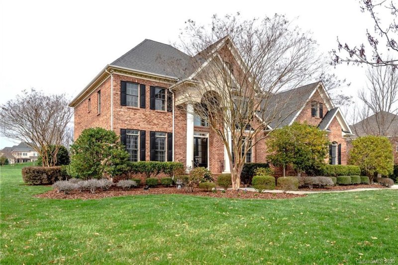 Property image 2 at 1101 Veramonte Drive, Matthews, NC 28104