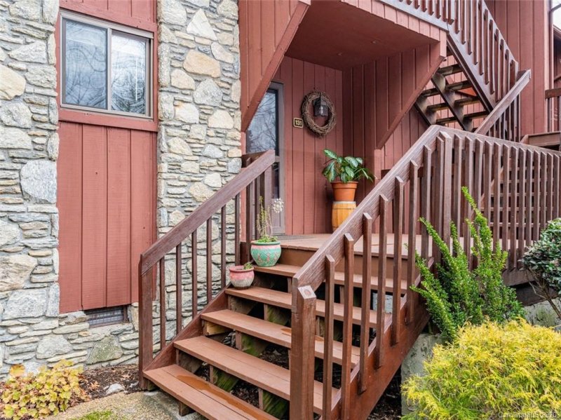 Property image 2 at 131 Cedar Forest Trail, Asheville, NC 28803