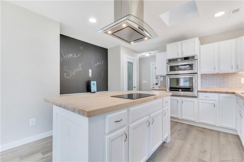 Property image 3 at 1142 Calhoun Street, Rock Hill, SC 29732