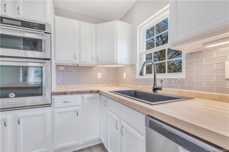 Property image 5 at 1142 Calhoun Street, Rock Hill, SC 29732