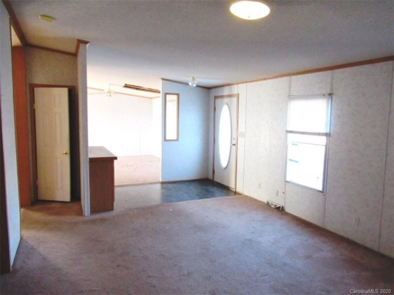 Property image 2 at 5305 Weblee Court, Kings Mountain, NC 28086