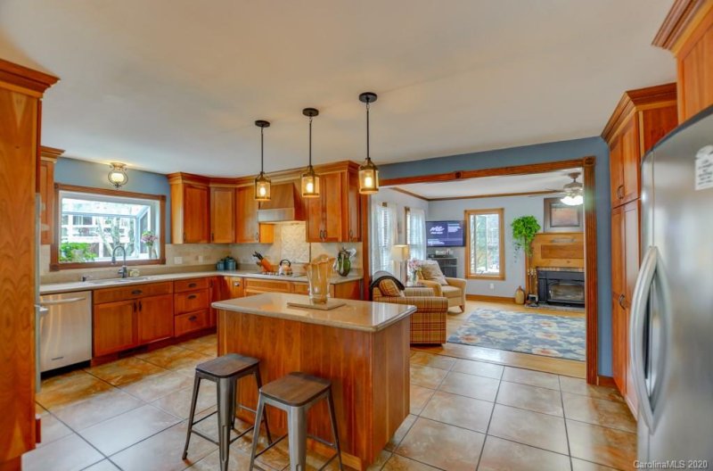 Property image 4 at 201 Woodland Court, Black Mountain, NC 28711