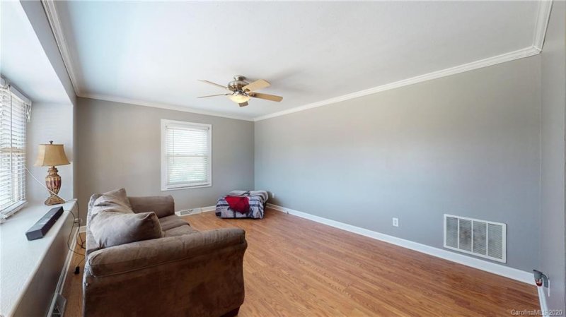 Property image 4 at 1500 Anthony Drive, Gastonia, NC 28052