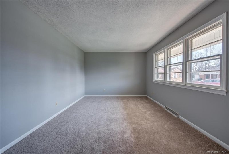 Property image 3 at 612 May Court, Gastonia, NC 28054