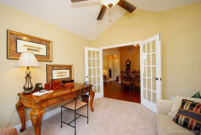 Property image 5 at 828 A Wynnshire Drive, Hickory, NC 28601