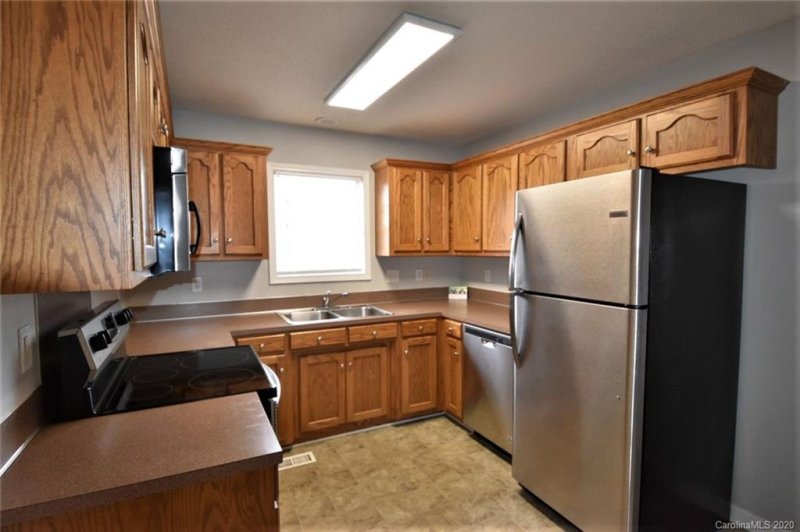 Property image 3 at 1184 Salvadore Court, Gastonia, NC 28052