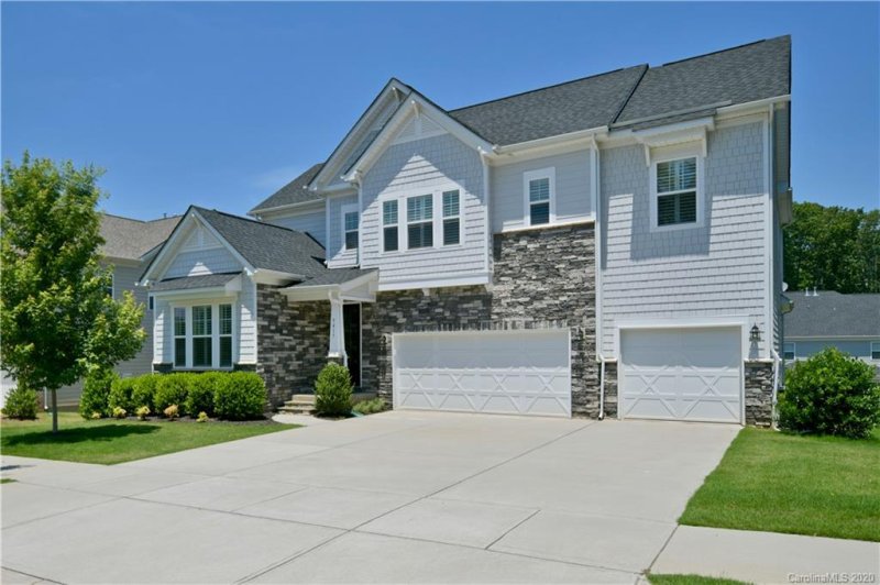 Property image 2 at 9417 Hightower Oak Street, Huntersville, NC 28078