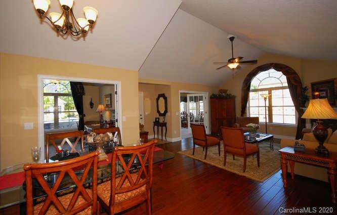 Property image 5 at 828 B Wynnshire Drive, Hickory, NC 28601