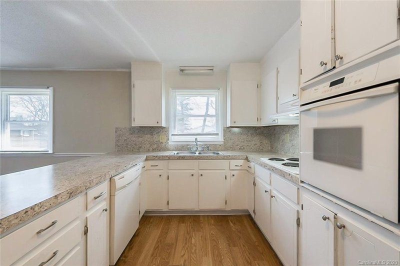 Property image 2 at 3405 Cinderella Drive, Dallas, NC 28034