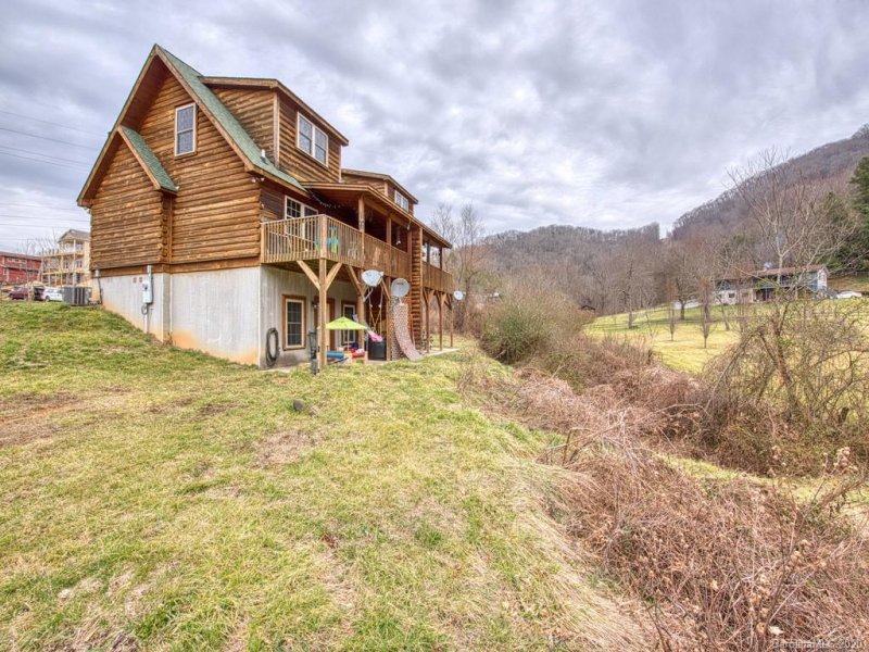 Property image 3 at 162 164 Travelers Point, Waynesville, NC 28785