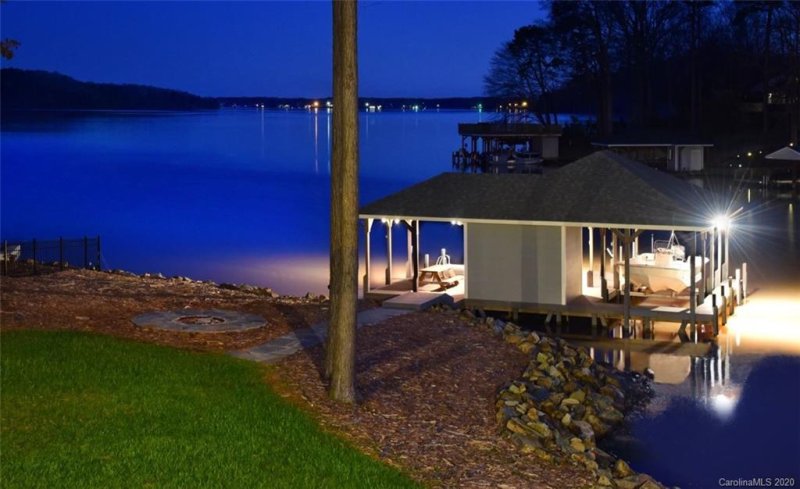 Property image 2 at 198 Eagle Pointe Drive, Norwood, NC 28128