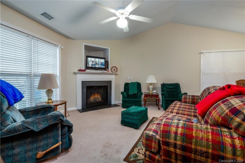 Property image 3 at 112 Lady Slipper Lane, Valdese, NC 28690