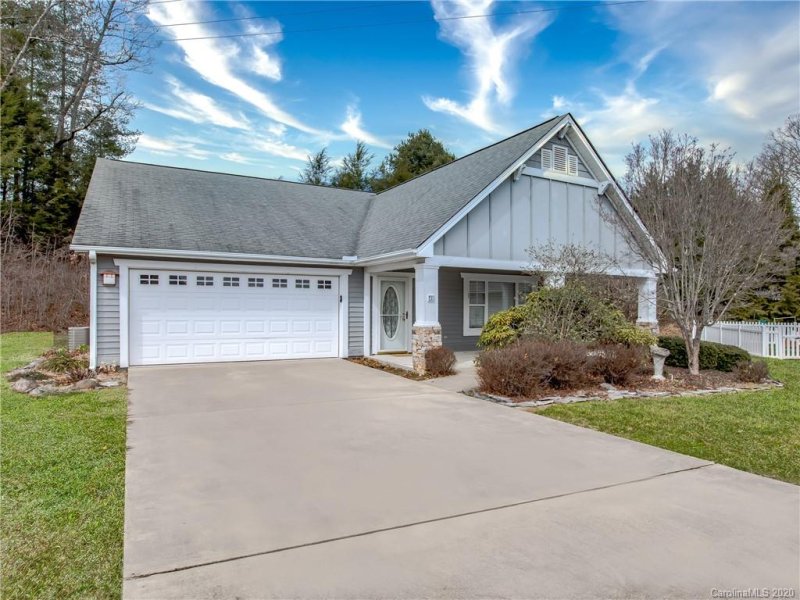 Property image 2 at 49 Sunview Circle, Arden, NC 28704