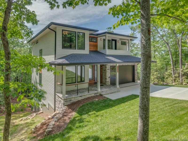 Property image 4 at 124 Dogwood Trail, Hendersonville, NC 28791