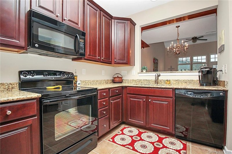 Property image 5 at 2007 Oxford Heights, Fort Mill, SC 29715