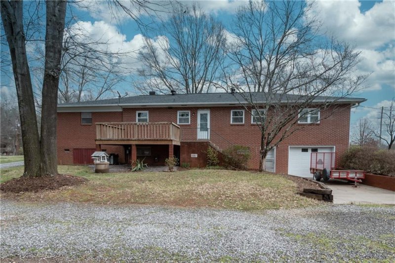 Property image 5 at 2511 27th Street, Hickory, NC 28601