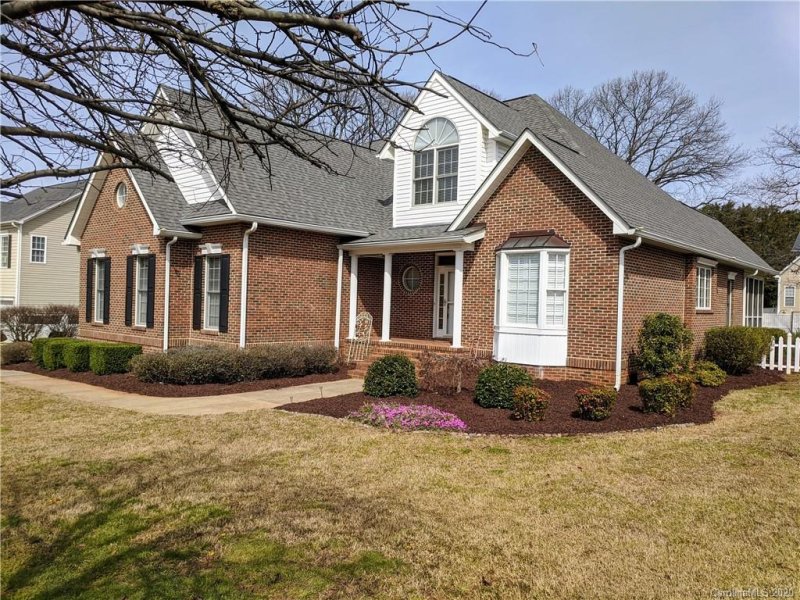 Property image 2 at 21028 Lagoona Drive, Cornelius, NC 28031