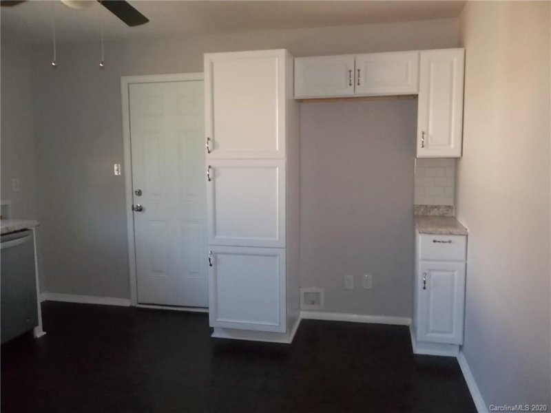 Property image 3 at 9524 Trinity Road, Charlotte, NC 28216