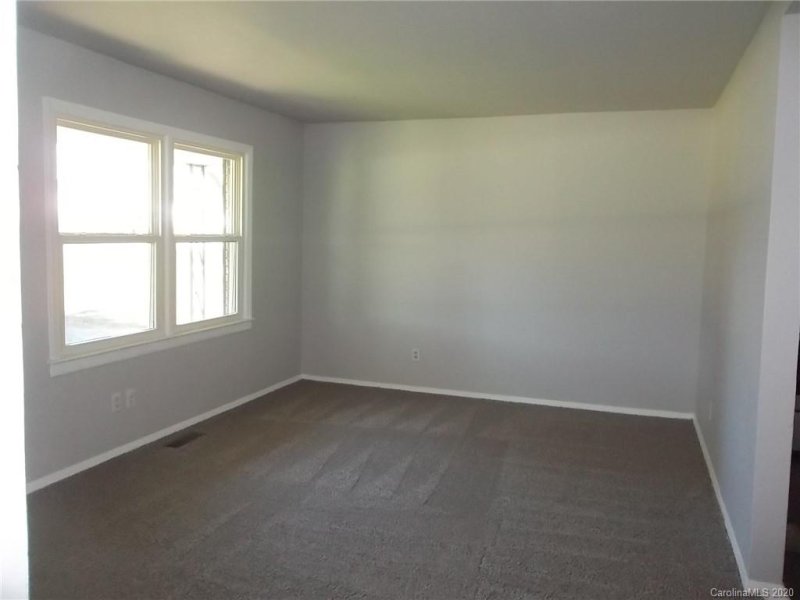 Property image 4 at 9524 Trinity Road, Charlotte, NC 28216