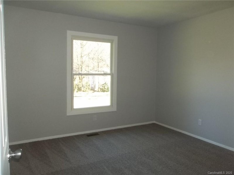 Property image 5 at 9524 Trinity Road, Charlotte, NC 28216