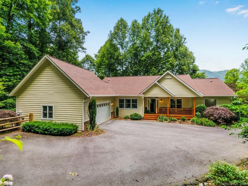 Property image 3 at 540 Stepping Stone Lane, Waynesville, NC 28786