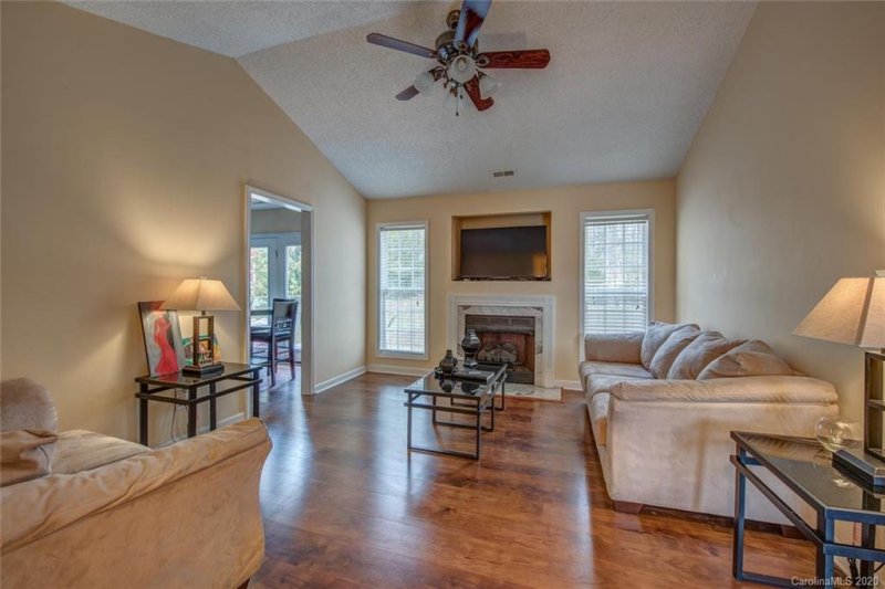 Property image 3 at 2708 Rabbit Ridge Drive, Bessemer City, NC 28016