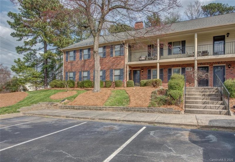 Property image 2 at 817 Jamestown Drive, Gastonia, NC 28056