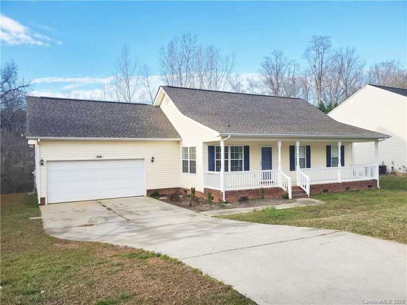 332 Lone Tree Lane
