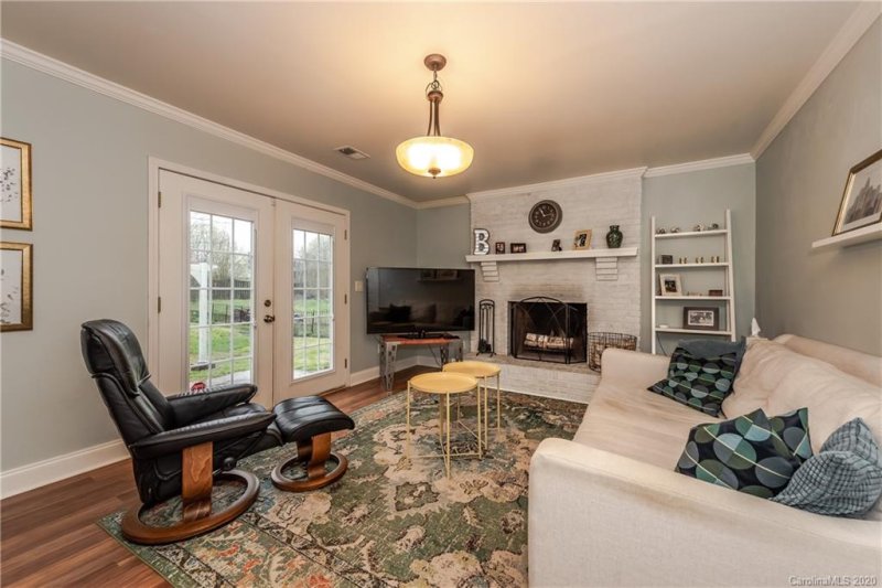 Property image 2 at 4131 Coopersdale Road, Charlotte, NC 28273