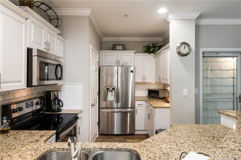 Property image 4 at 713 Northeast Drive, Davidson, NC 28036