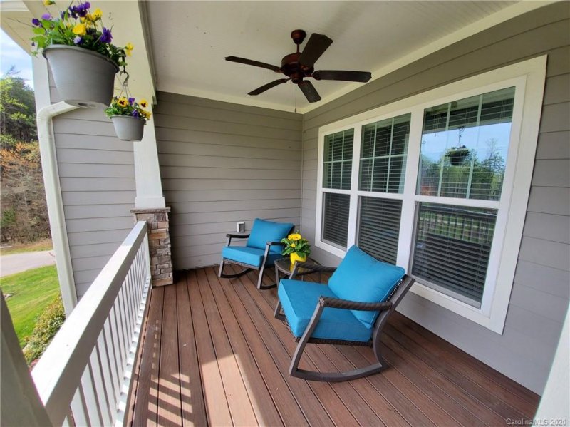 Property image 3 at 105 Orchard Farm Lane, Mooresville, NC 28117