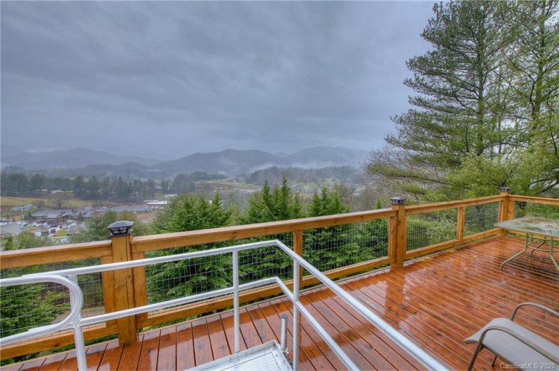 Property image 2 at 91 Sky View Drive, Burnsville, NC 28714