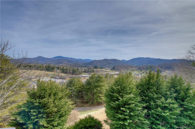 Property image 3 at 91 Sky View Drive, Burnsville, NC 28714