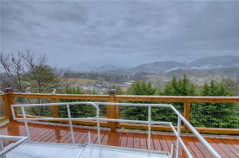 Property image 5 at 91 Sky View Drive, Burnsville, NC 28714