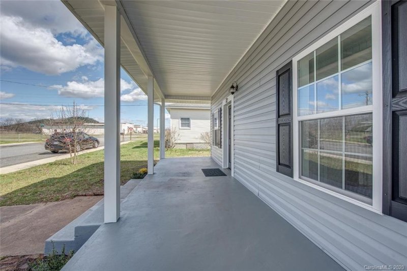 Property image 5 at 72 Walnut Avenue, Gastonia, NC 28054