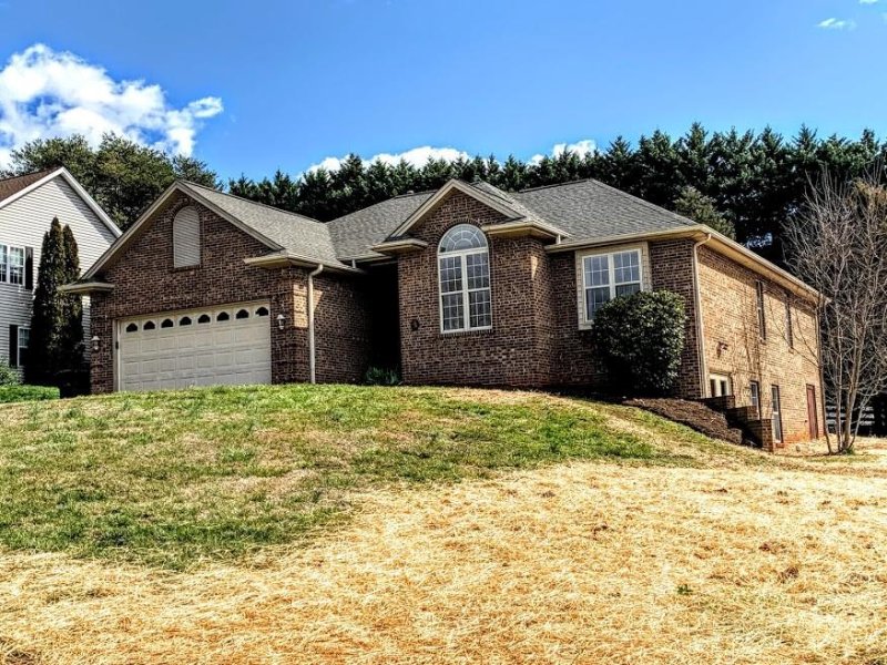 4220 10th Street Place