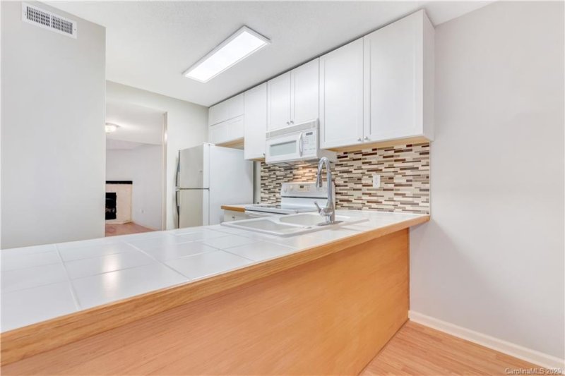 Property image 5 at 100 Willow Run Drive, Gastonia, NC 28056