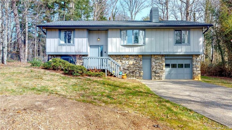 Property image 2 at 128 White Oak Road Extension, Arden, NC 28704