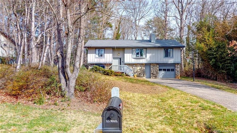 Property image 3 at 128 White Oak Road Extension, Arden, NC 28704