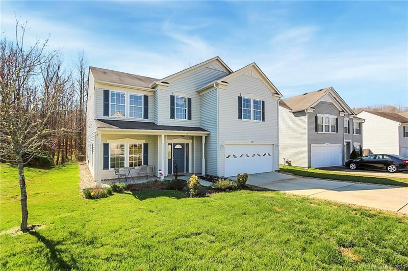 Property image 2 at 3332 Aldwych Way, Charlotte, NC 28216